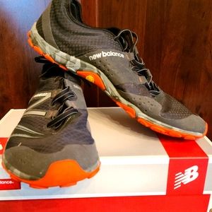 Mens running shoe
